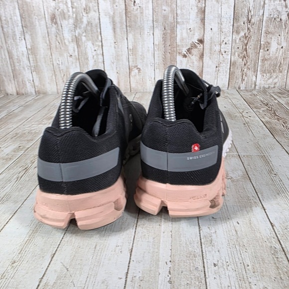 On Running Cloud Women's Running Shoes Sneakers Black Pink Size 7.5 - Picture 3 of 8